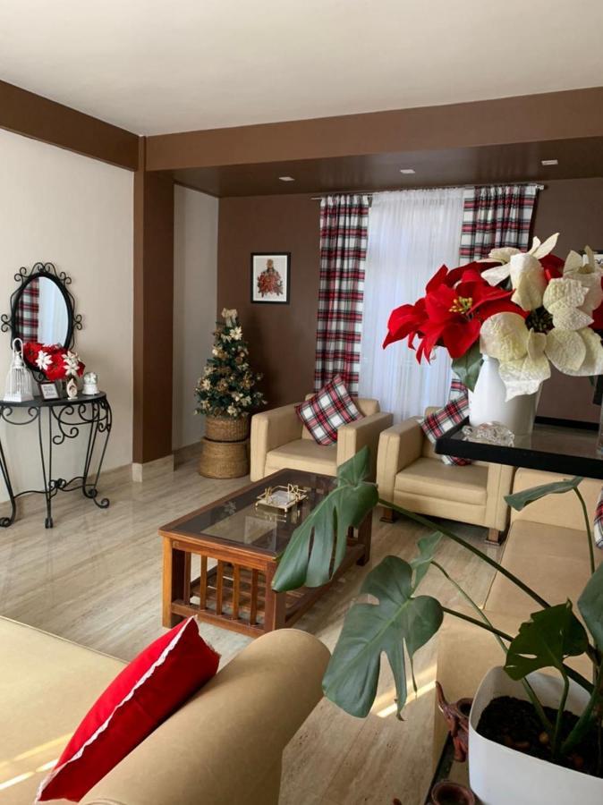 Na-U-Iaka Homestay Shillong Kültér fotó