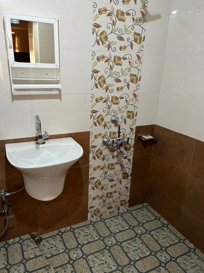 Na-U-Iaka Homestay Shillong Kültér fotó
